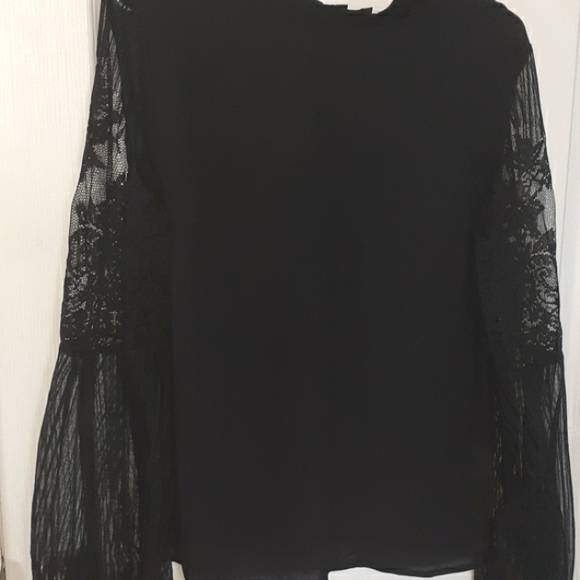 Delicate Sexy Elegant size M black lace with mesh lantern sleeve blouse - Picture 4 of 10
